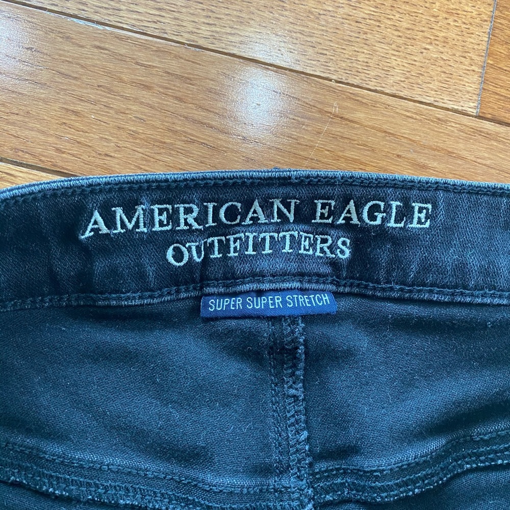 Shorts - Picture 4 of 5